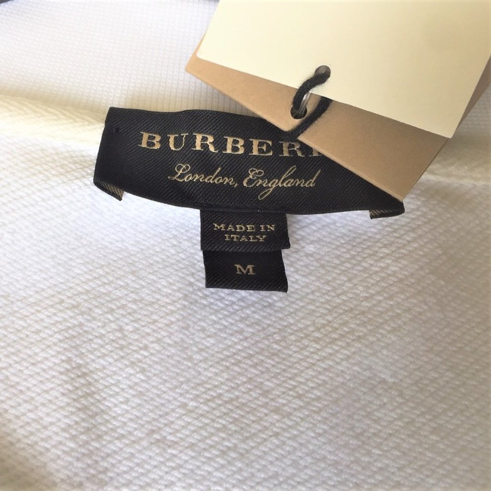 🎉HP🎉NWT$995 Burberry Sweatshirt w/Crystal Brooch - Picture 5 of 8